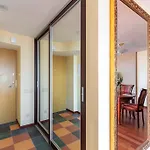 Leo Sea View Apartment