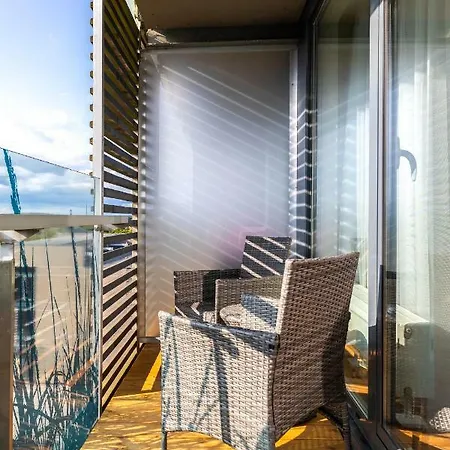Leo Sea View *