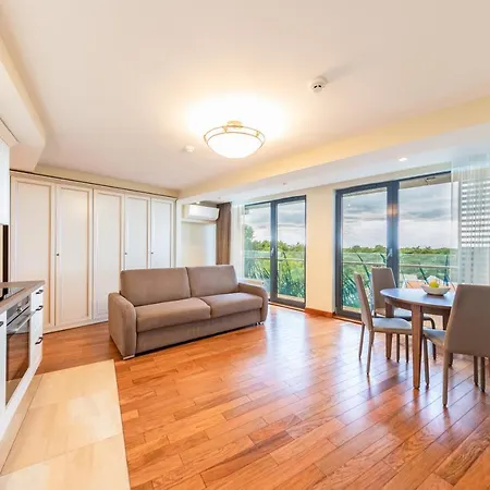 Apartament Leo Sea View